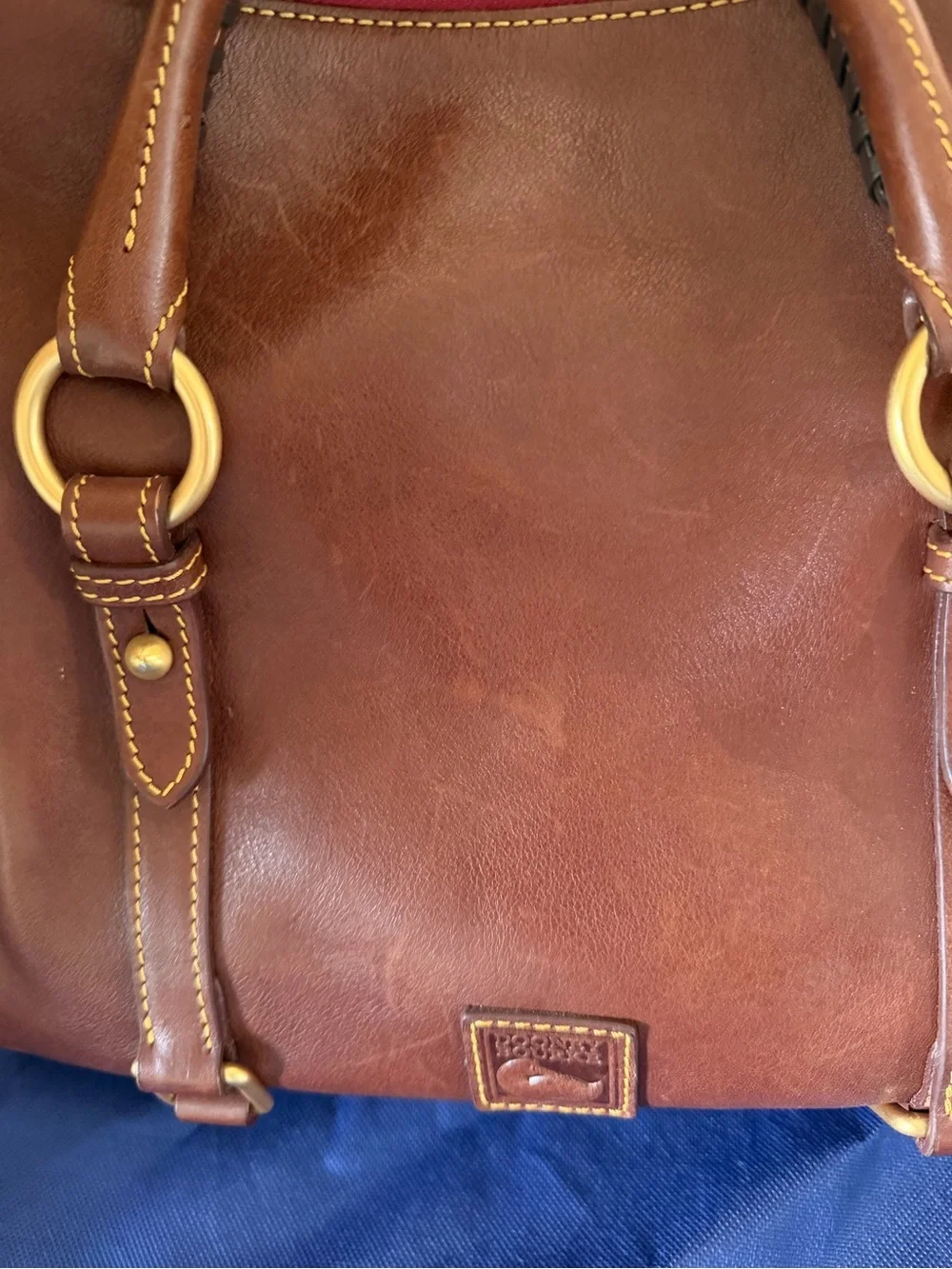 Dooney & Bourke classic dooney